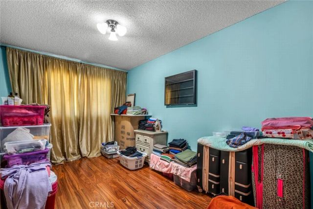 6629 Wilbur Avenue, Reseda, CA 91335