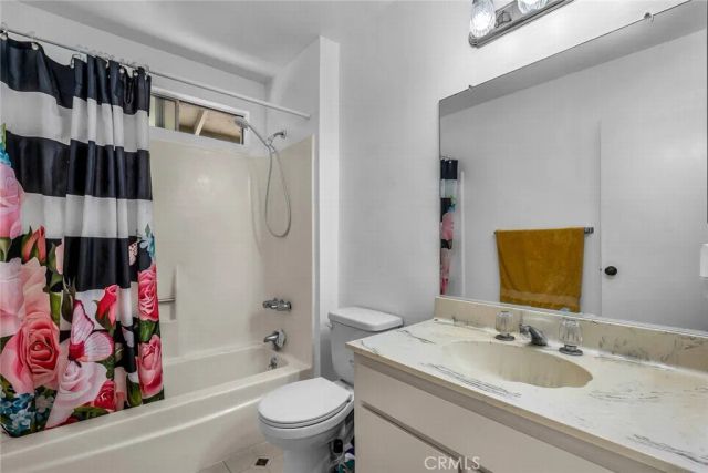 6629 Wilbur Avenue, Reseda, CA 91335