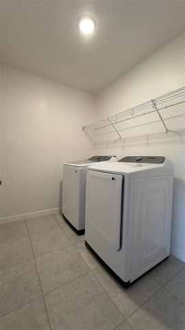 3879 ACADEMIA AVENUE, Lakeland, FL 33803