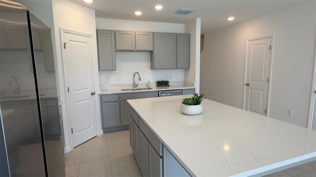 3879 ACADEMIA AVENUE, Lakeland, FL 33803