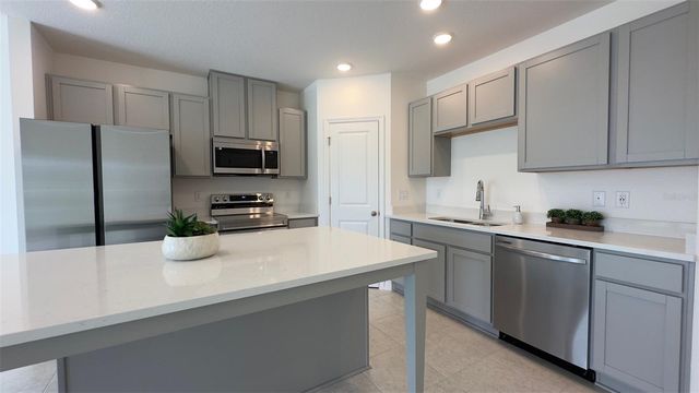 3879 ACADEMIA AVENUE, Lakeland, FL 33803