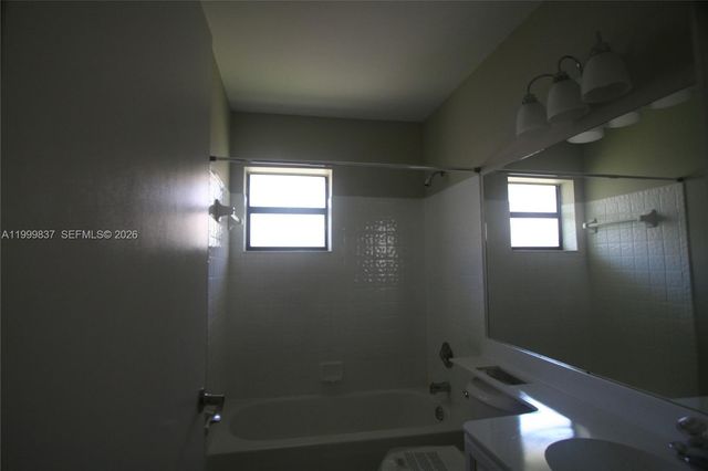 4698 NW 22nd St 4248, Coconut Creek, FL 33063