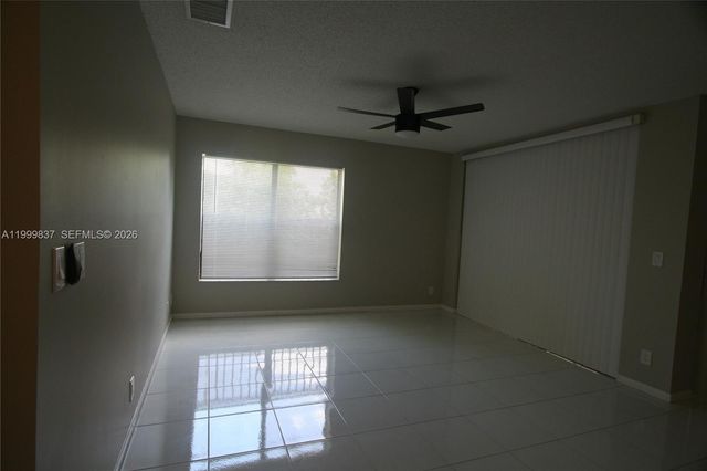 4698 NW 22nd St 4248, Coconut Creek, FL 33063