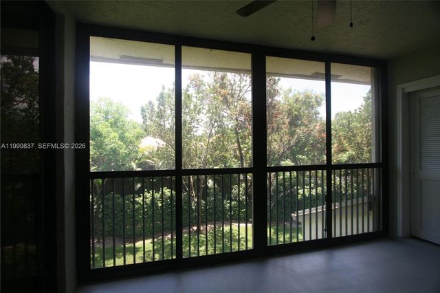 4698 NW 22nd St 4248, Coconut Creek, FL 33063