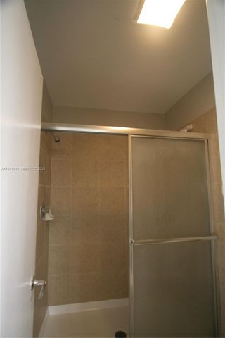 4698 NW 22nd St 4248, Coconut Creek, FL 33063