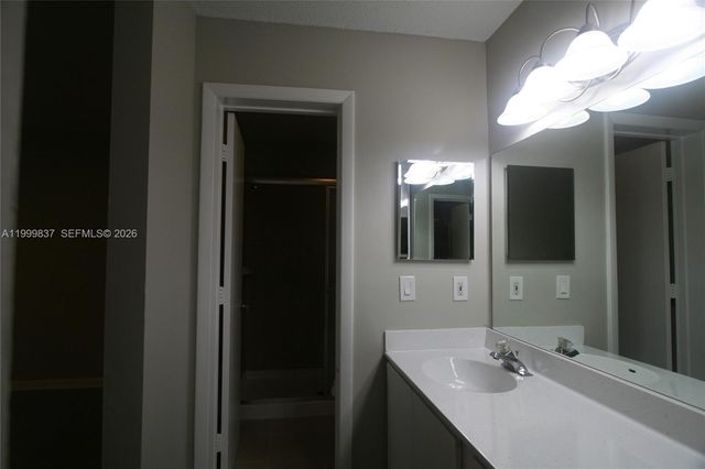 4698 NW 22nd St 4248, Coconut Creek, FL 33063