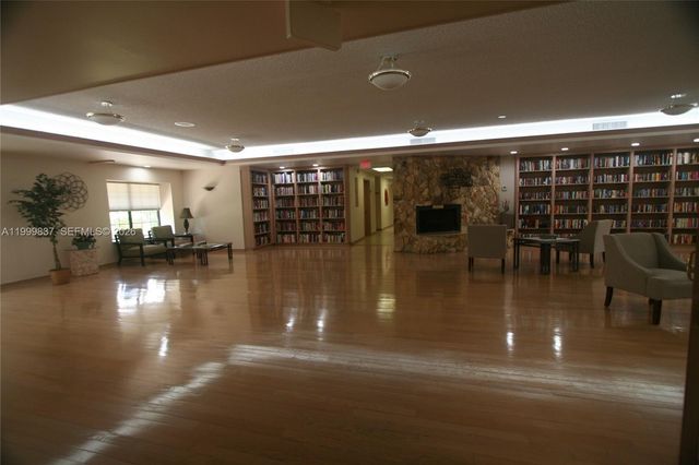 4698 NW 22nd St 4248, Coconut Creek, FL 33063