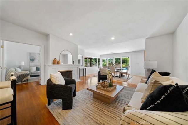 409 S La Serena, West Covina, CA 91791