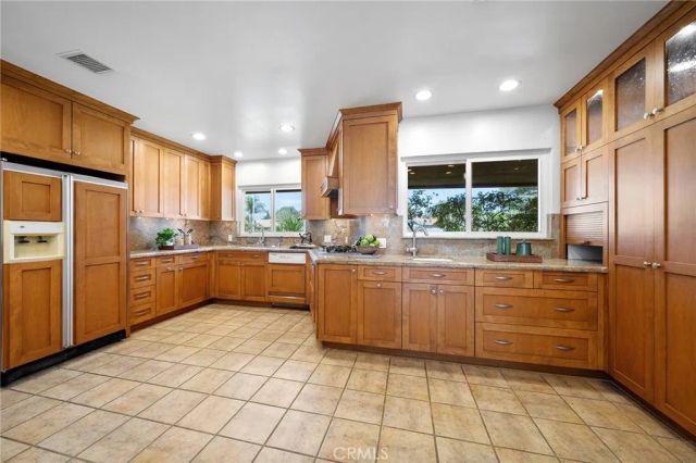 409 S La Serena, West Covina, CA 91791