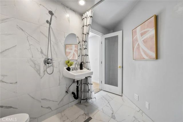 409 S La Serena, West Covina, CA 91791