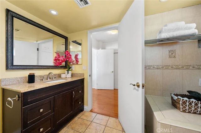 409 S La Serena, West Covina, CA 91791