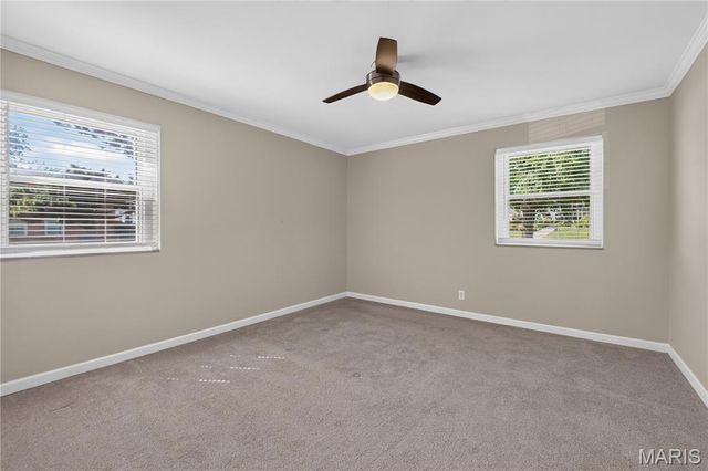 5 Delcrest Court 101, University City, MO 63124