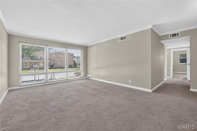 5 Delcrest Court 101, University City, MO 63124