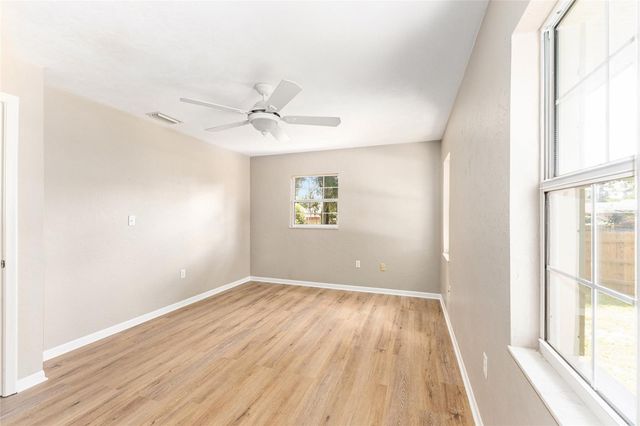 25747 SW 19TH AVENUE, Newberry, FL 32669