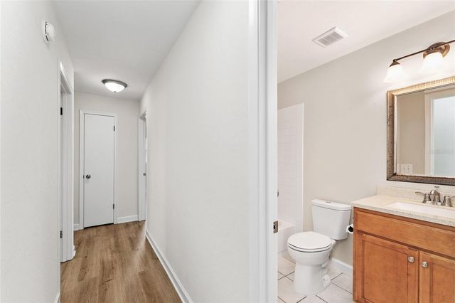 25747 SW 19TH AVENUE, Newberry, FL 32669