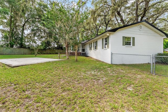 25747 SW 19TH AVENUE, Newberry, FL 32669