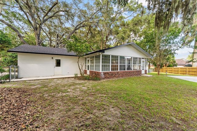 25747 SW 19TH AVENUE, Newberry, FL 32669