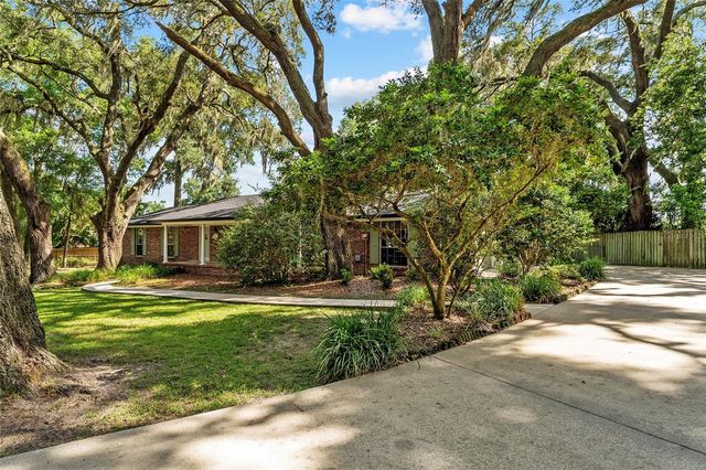 25747 SW 19TH AVENUE, Newberry, FL 32669