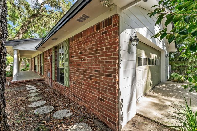 25747 SW 19TH AVENUE, Newberry, FL 32669