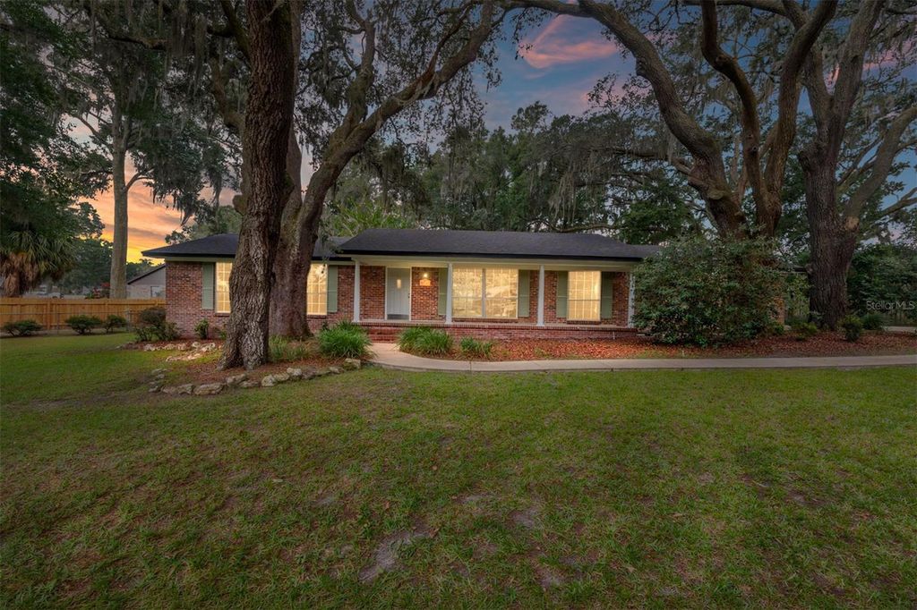 25747 SW 19TH AVENUE, Newberry, FL 32669