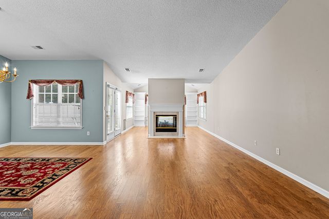 2006 Village Park Drive, Peachtree City, GA 30269