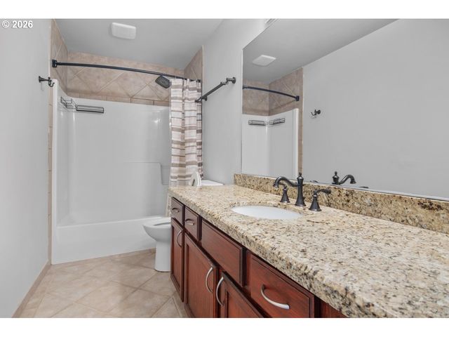 2922 Se HILLYARD Rd, Gresham, OR 97080