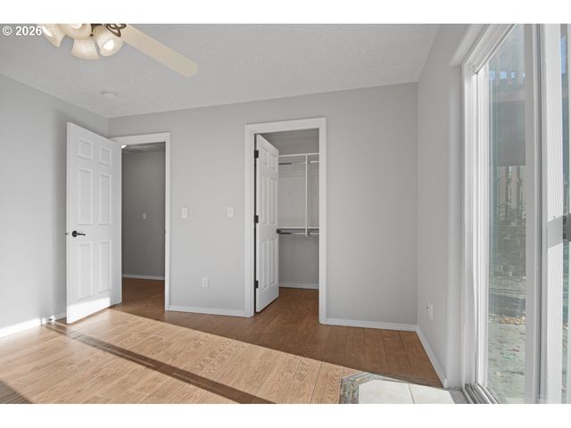 2922 Se HILLYARD Rd, Gresham, OR 97080