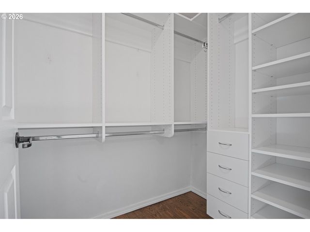 2922 Se HILLYARD Rd, Gresham, OR 97080