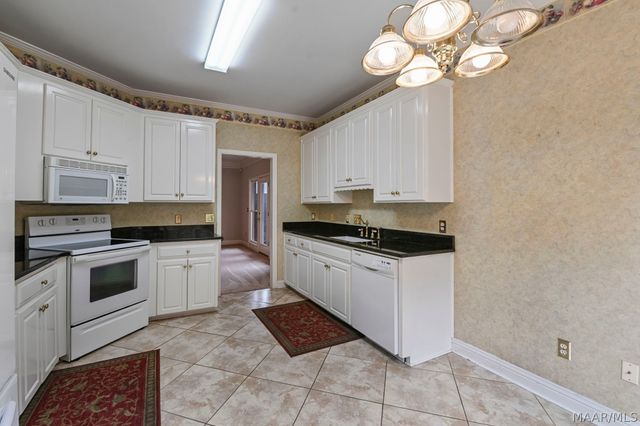 9105 GREEN CHASE Drive, Montgomery, AL 36117