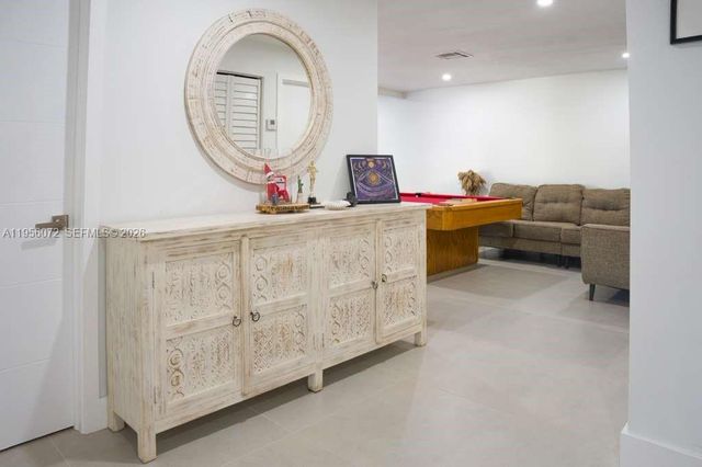 8281 SW 205th St 1, Cutler Bay, FL 33189