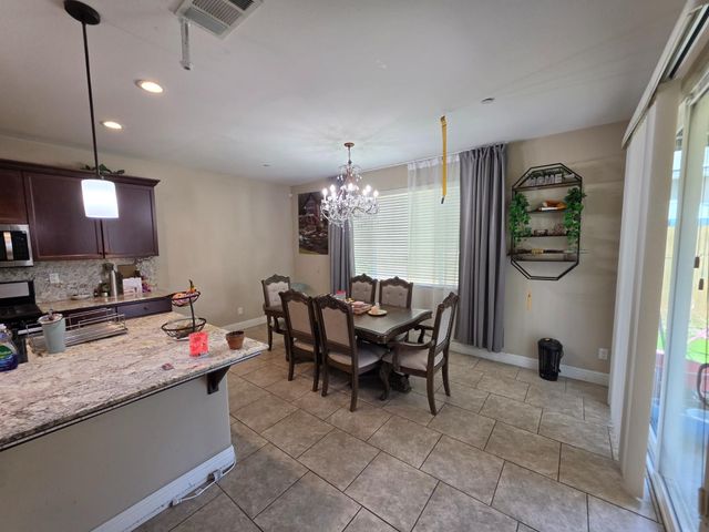 6326 W Donner Avenue, Fresno, CA 93723