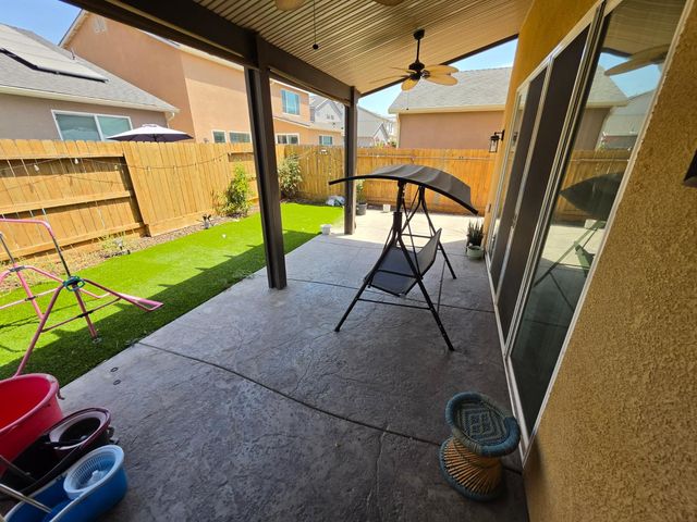 6326 W Donner Avenue, Fresno, CA 93723