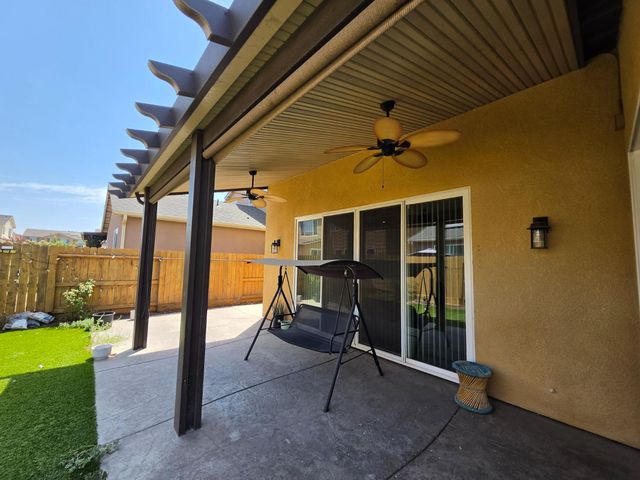 6326 W Donner Avenue, Fresno, CA 93723