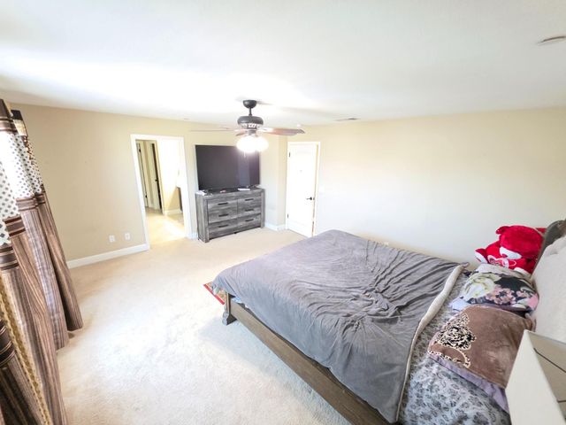 6326 W Donner Avenue, Fresno, CA 93723