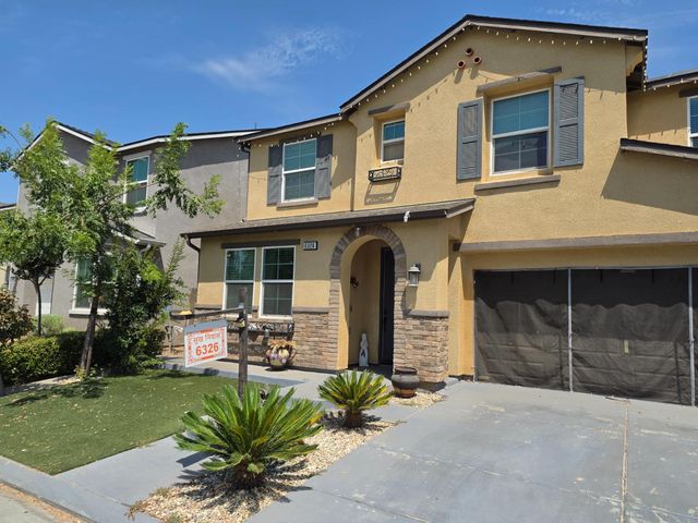 6326 W Donner Avenue, Fresno, CA 93723