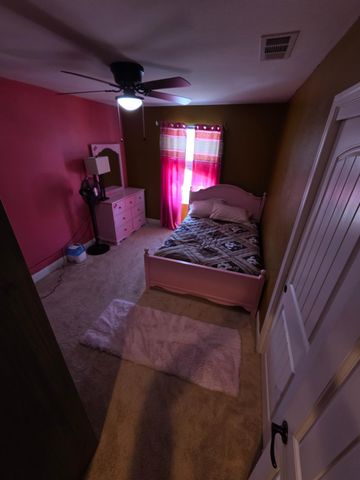 6326 W Donner Avenue, Fresno, CA 93723