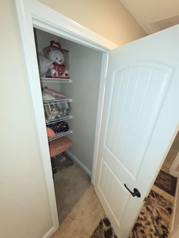 6326 W Donner Avenue, Fresno, CA 93723