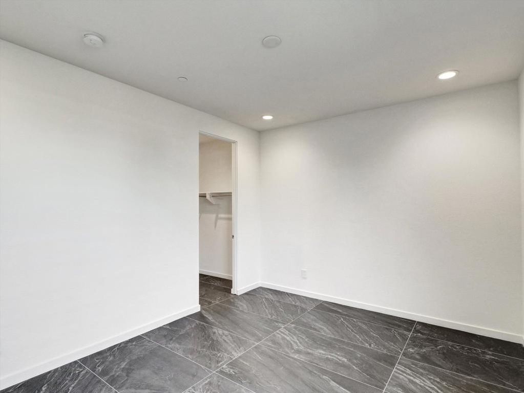 Image 10 of property listing at 704 Obsidian Loop E, Palm Springs, CA 92264