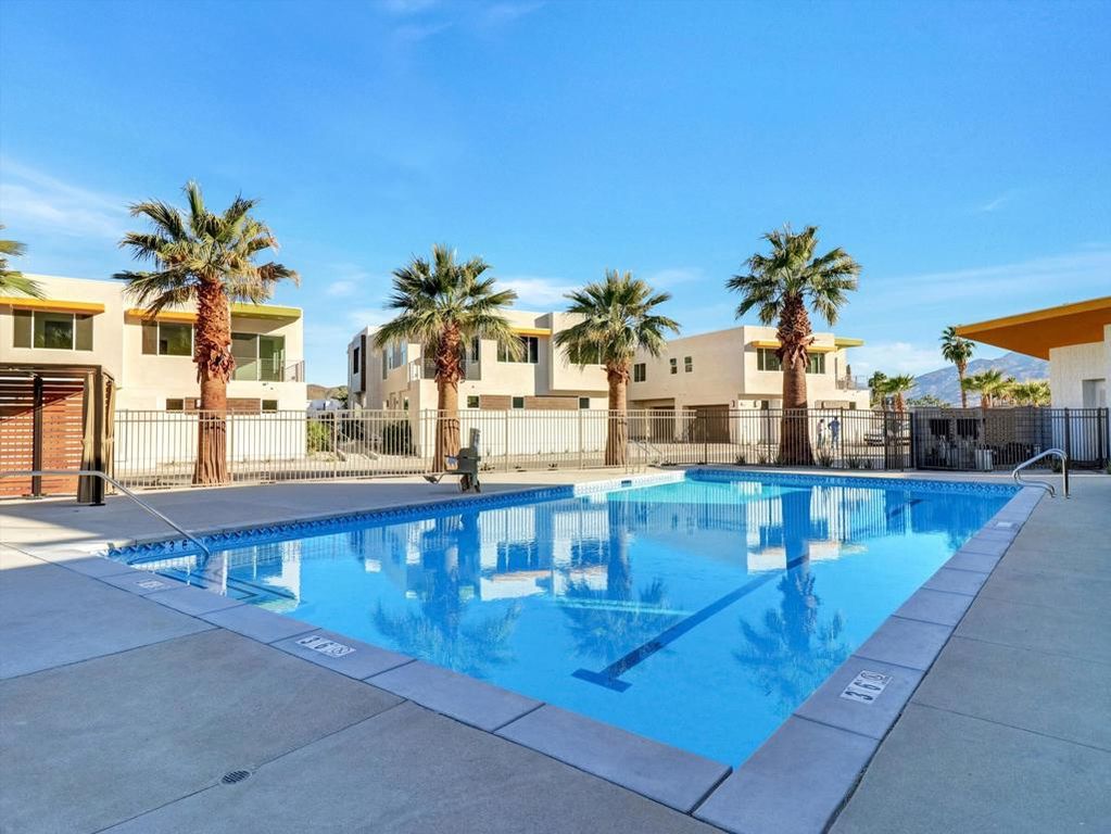 Image 44 of property listing at 704 Obsidian Loop E, Palm Springs, CA 92264