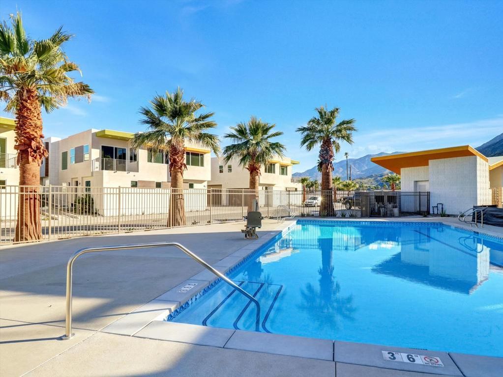 Image 45 of property listing at 704 Obsidian Loop E, Palm Springs, CA 92264