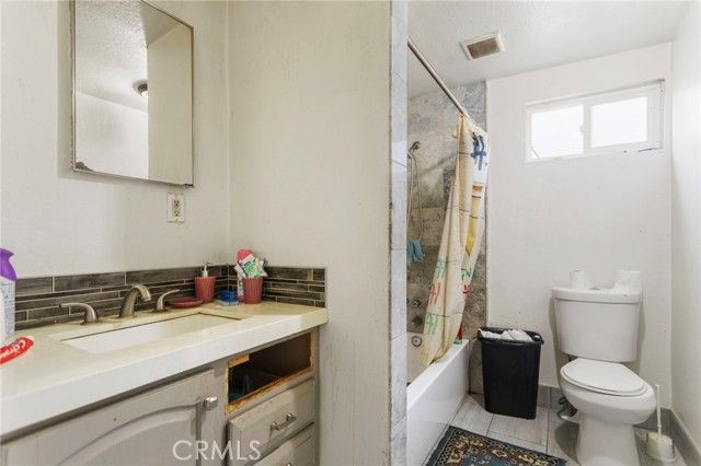 1150 W Victoria Street, San Bernardino, CA 92411