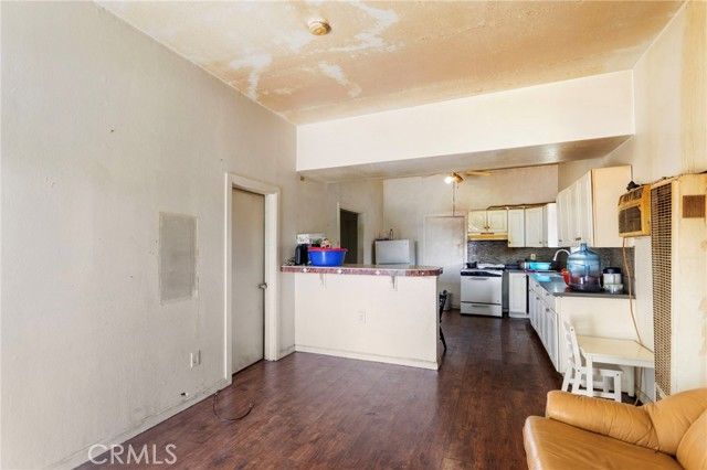 1150 W Victoria Street, San Bernardino, CA 92411