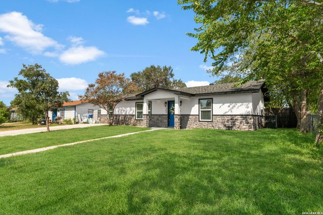 323 Pinehurst Blvd, San Antonio, TX 78221
