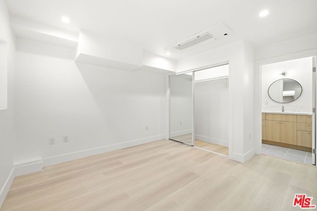 5651 Case Avenue, North Hollywood (los Angeles), CA 91601