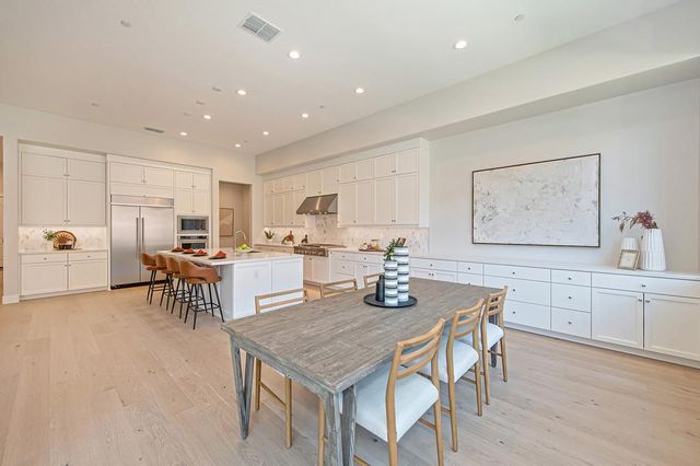 1047 Lassen Peak Dr, El Dorado Hills, CA 95762