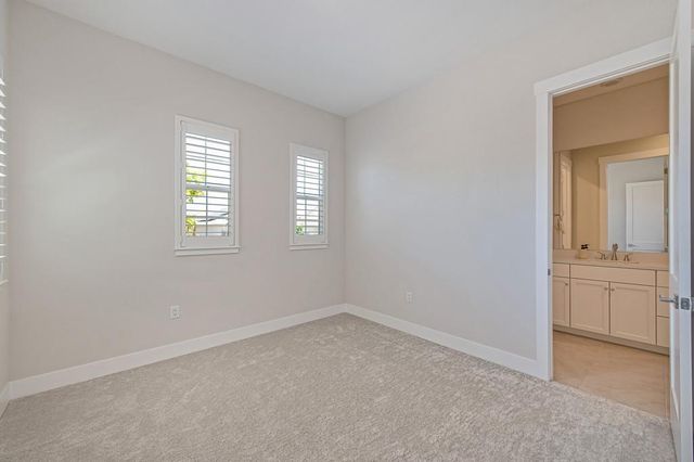 1047 Lassen Peak Dr, El Dorado Hills, CA 95762