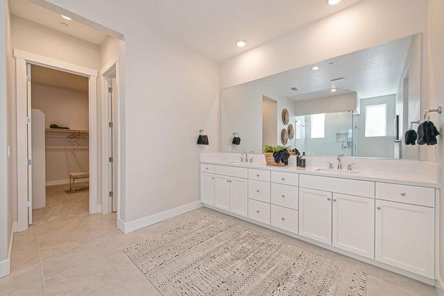 1047 Lassen Peak Dr, El Dorado Hills, CA 95762