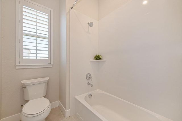1047 Lassen Peak Dr, El Dorado Hills, CA 95762