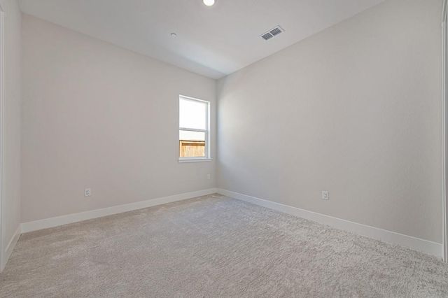 1047 Lassen Peak Dr, El Dorado Hills, CA 95762