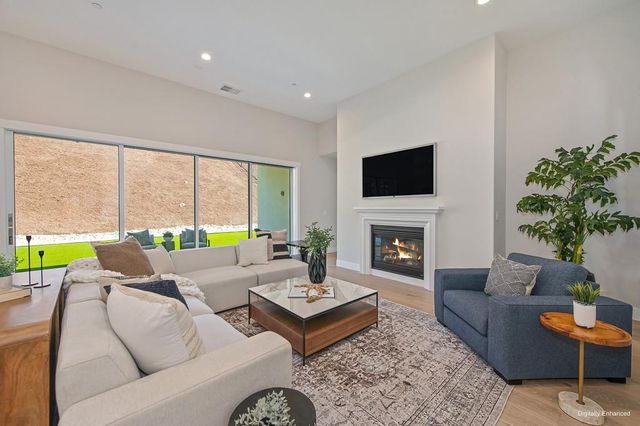 1047 Lassen Peak Dr, El Dorado Hills, CA 95762